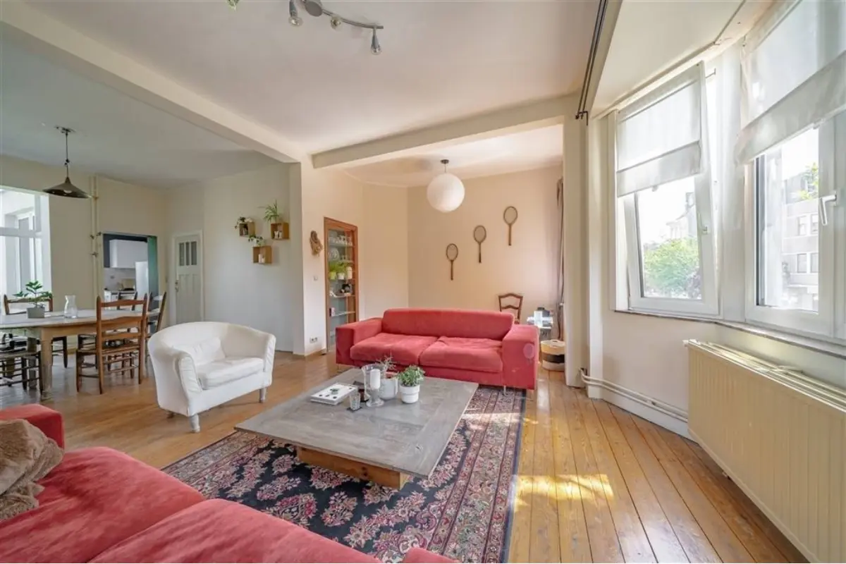 Maison à vendre à Etterbeek 1040 650000.00€ 5 chambres 258.00m² - annonce 768680