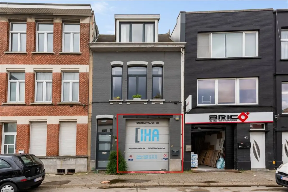 Handelszaak te  koop in Deurne 2100 279000.00€  slaapkamers m² - Zoekertje 768611