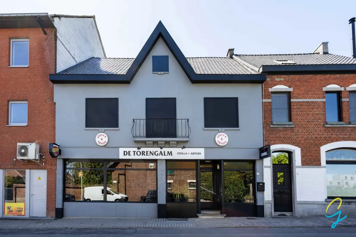 Handelszaak te  koop in Herzele 9550 377000.00€  slaapkamers 270.00m² - Zoekertje 768849