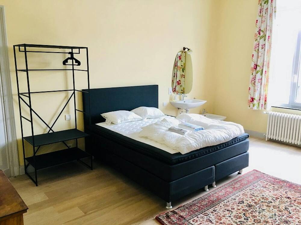 Appartement te  huur in Sint-Gillis 1060 740.00€ 1 slaapkamers 404.00m² - Zoekertje 769212