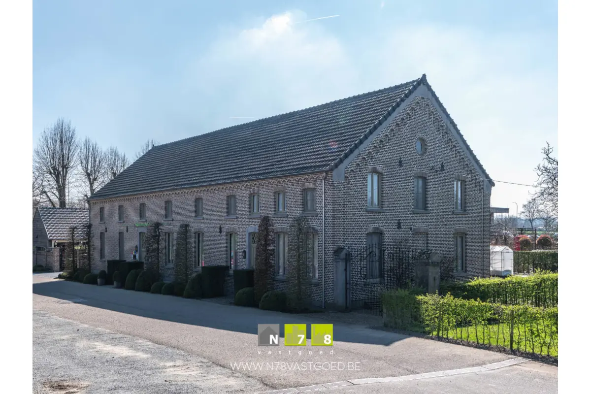 Handelszaak te  koop in Bree 3960 1680000.00€  slaapkamers 1578.00m² - Zoekertje 768984