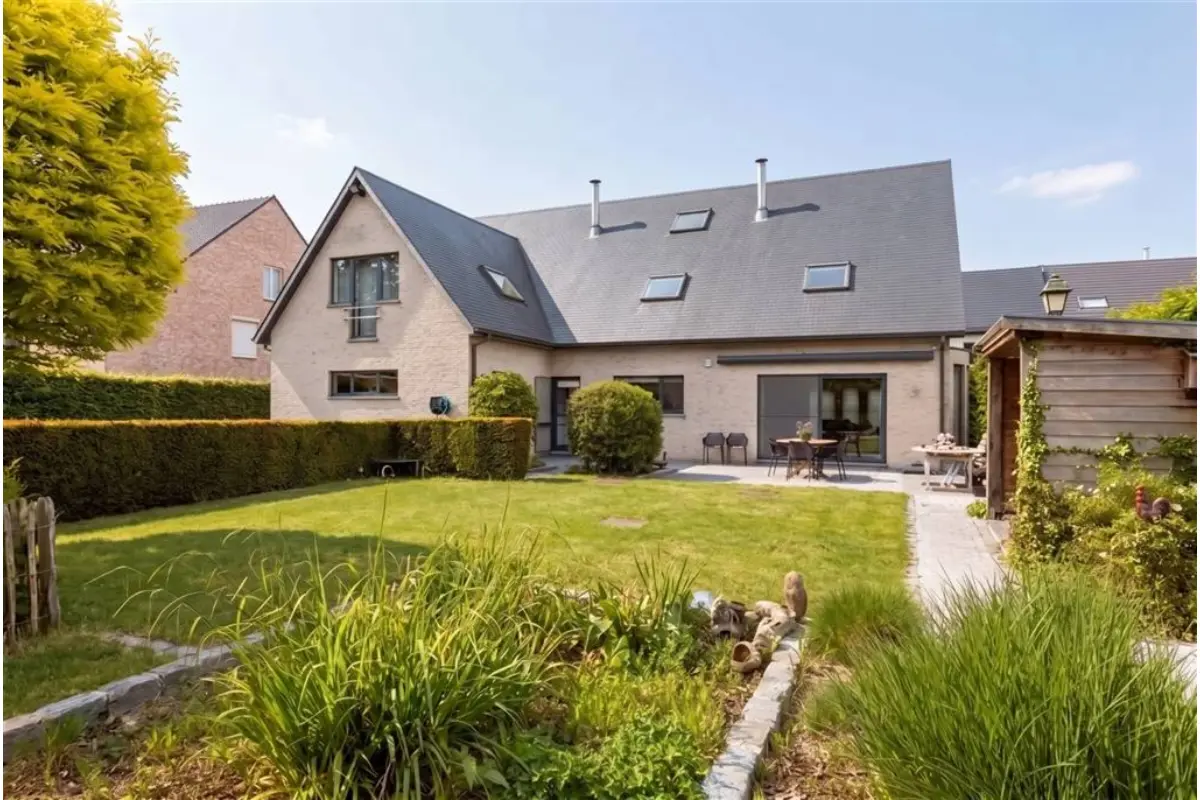 Villa te  koop in Brakel 9660 740000.00€ 4 slaapkamers 305.00m² - Zoekertje 769609