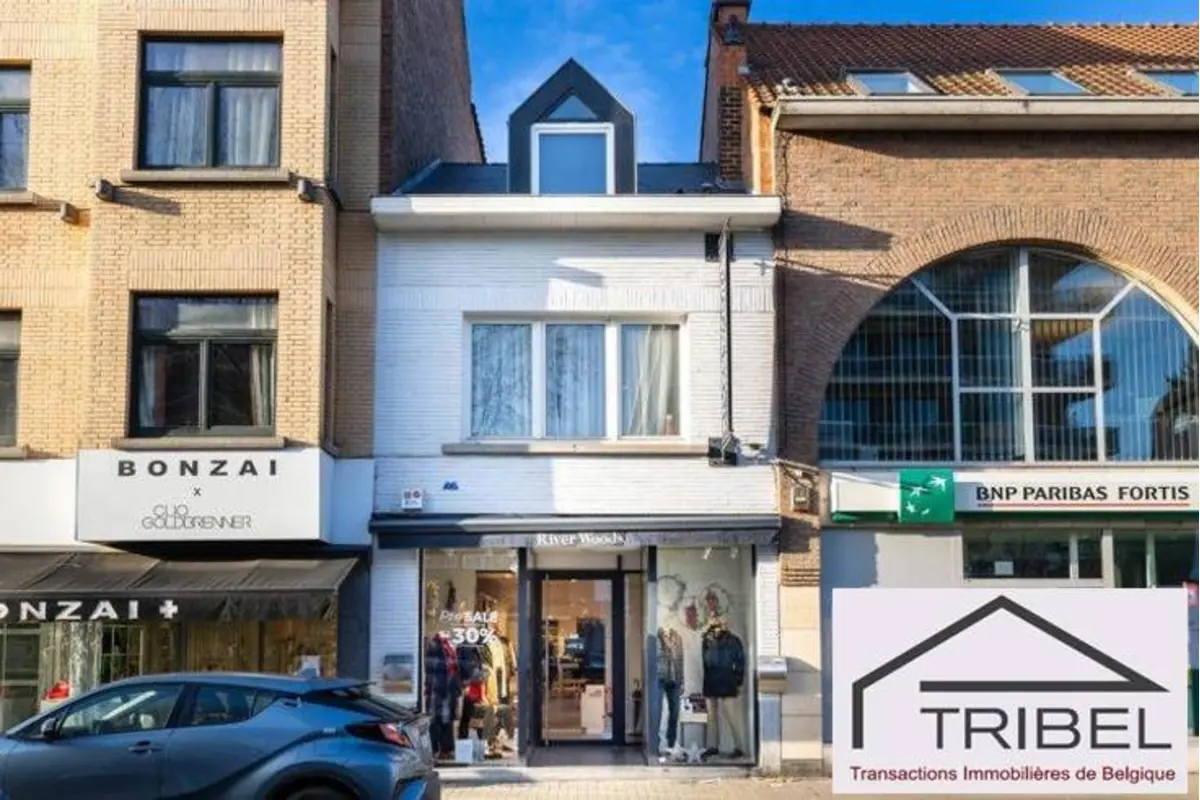 Handelszaak te  in Ukkel 1180 3850.00€  slaapkamers 110.00m² - Zoekertje 769929