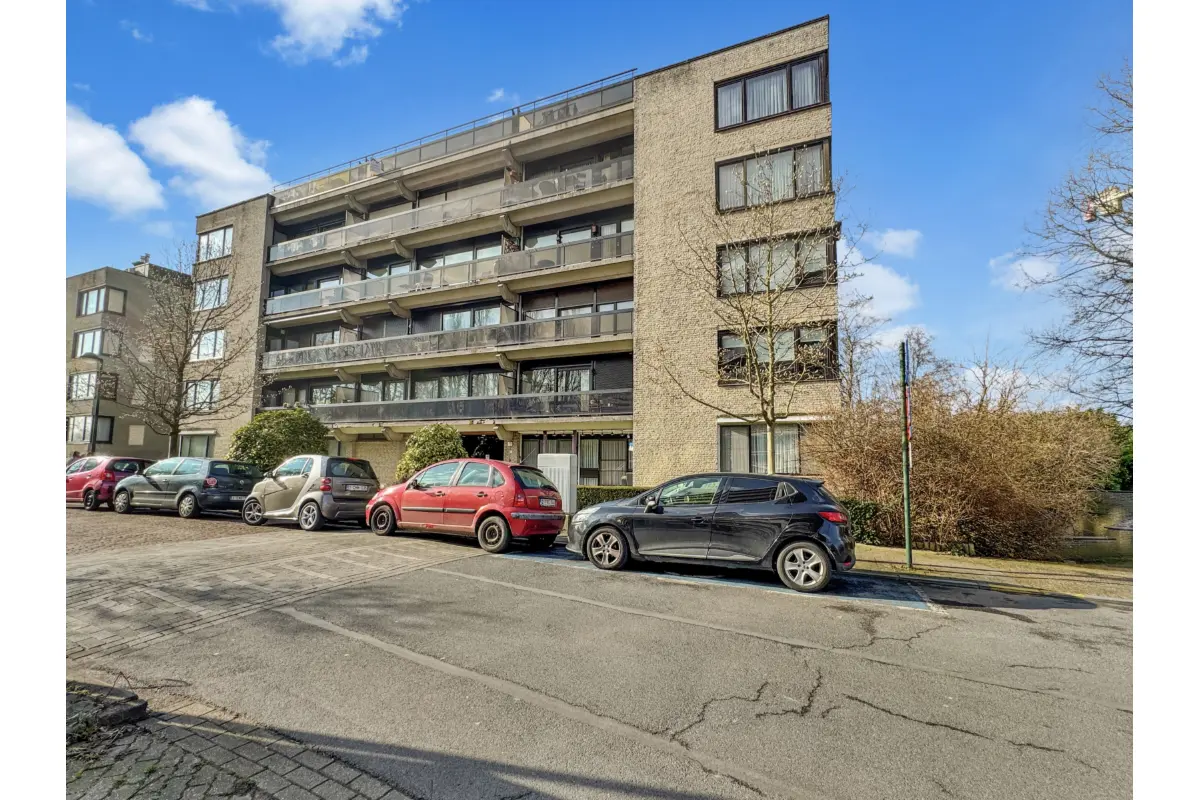 Box à vendre à Neder-Over-Heembeek 1120 30000.00€  chambres m² - annonce 769857