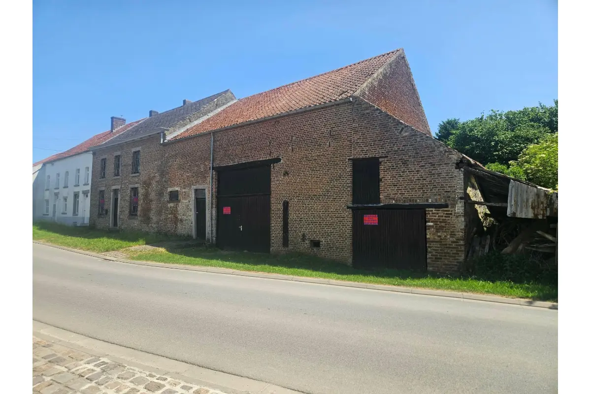 Ferme à vendre à Ham-sur-Heure 6120 315000.00€ 3 chambres m² - annonce 769677