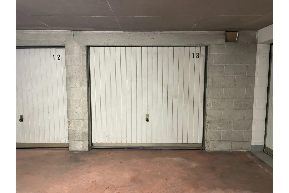 Box à vendre à Woluwe-Saint-Lambert 1200 25000.00€  chambres m² - annonce 769917