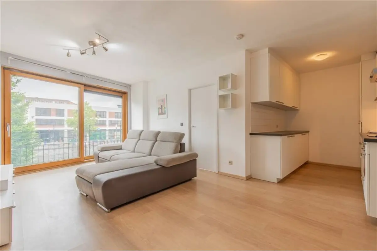 Appartement te  koop in Brussel 1000 119000.00€ 2 slaapkamers 75.00m² - Zoekertje 769661