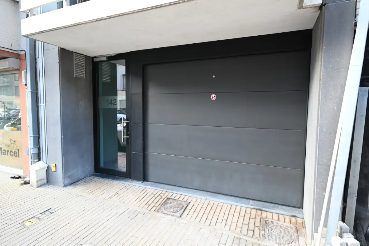 Parking & garage te  huur in Oostende 8400 150.00€  slaapkamers m² - Zoekertje 770078