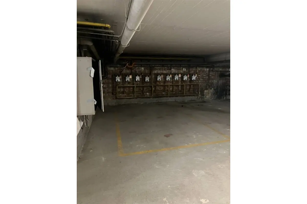 Parking & garage te  koop in Lier 2500 19500.00€  slaapkamers m² - Zoekertje 769705