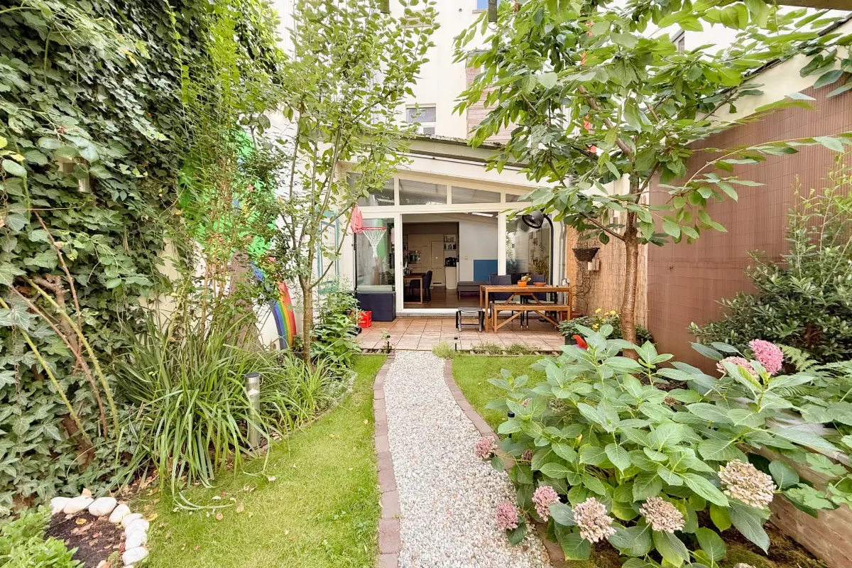 Maison à vendre à Bruxelles 1000 850000.00€ 6 chambres 238.00m² - annonce 769977