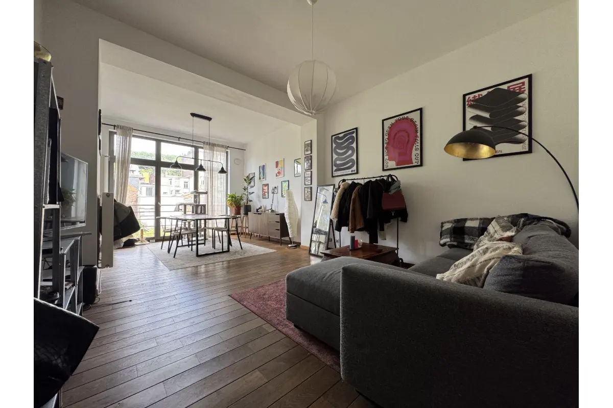 Appartement te  huur in Vorst 1190 1400.00€ 2 slaapkamers 80.00m² - Zoekertje 769913