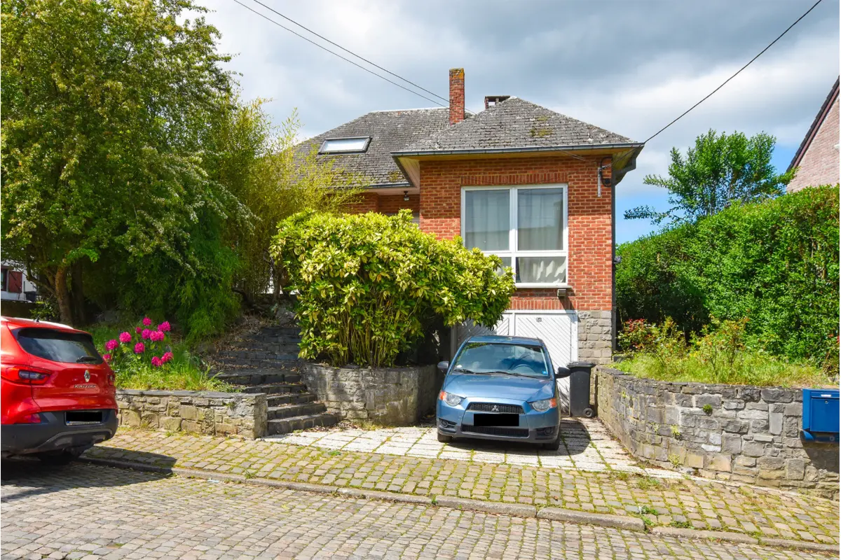 Villa te  koop in Mazy 5032 349000.00€ 4 slaapkamers 219.00m² - Zoekertje 769993