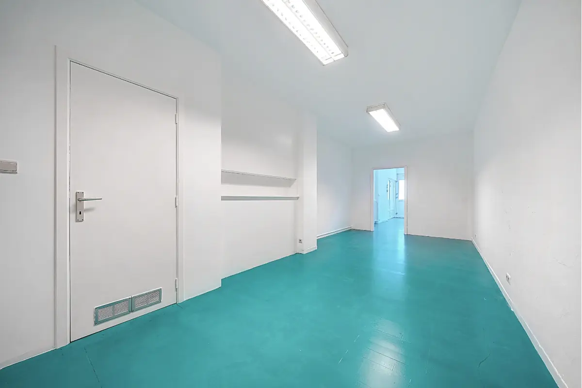 Handelszaak te  koop in Koekelberg 1081 99000.00€  slaapkamers 72.00m² - Zoekertje 769846