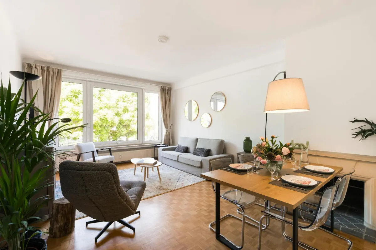 Appartement à louer à Woluwe-Saint-Lambert 1200 1695.00€  chambres m² - annonce 771336