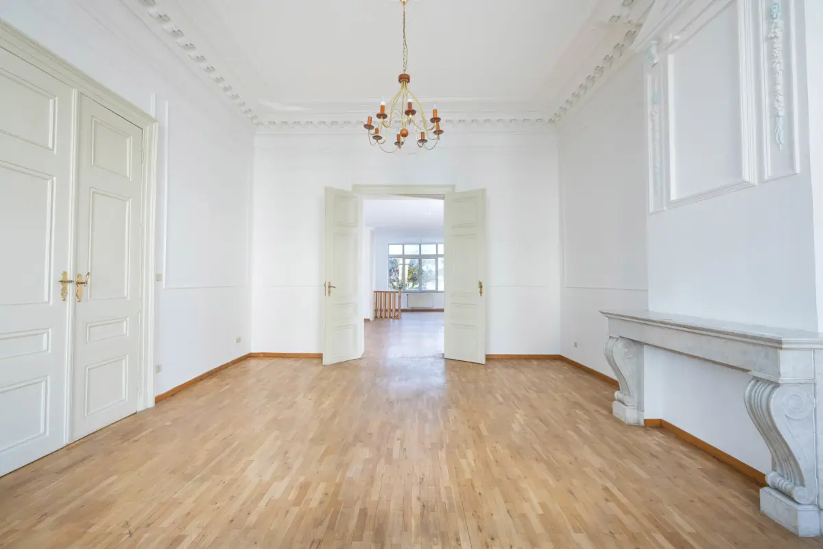 Appartement te  koop in Brussel 1000 299000.00€ 2 slaapkamers 125.00m² - Zoekertje 770919