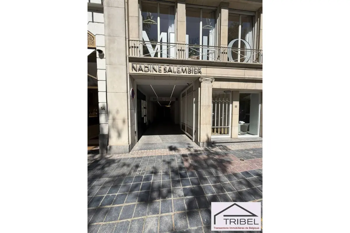 Handelszaak te  in Brussel 1000 2250.00€  slaapkamers 135.00m² - Zoekertje 770541