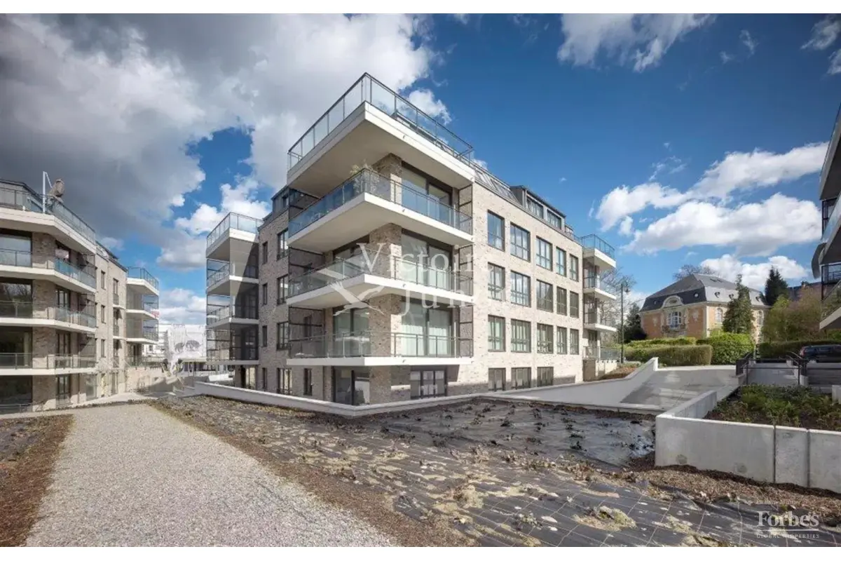 Appartement te  in Brussel 1000 1800.00€ 2 slaapkamers 103.00m² - Zoekertje 771325