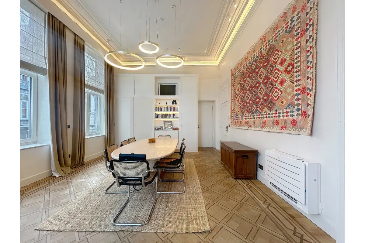 Appartement te  in Brussel 1000 1350.00€ 1 slaapkamers 45.00m² - Zoekertje 770524