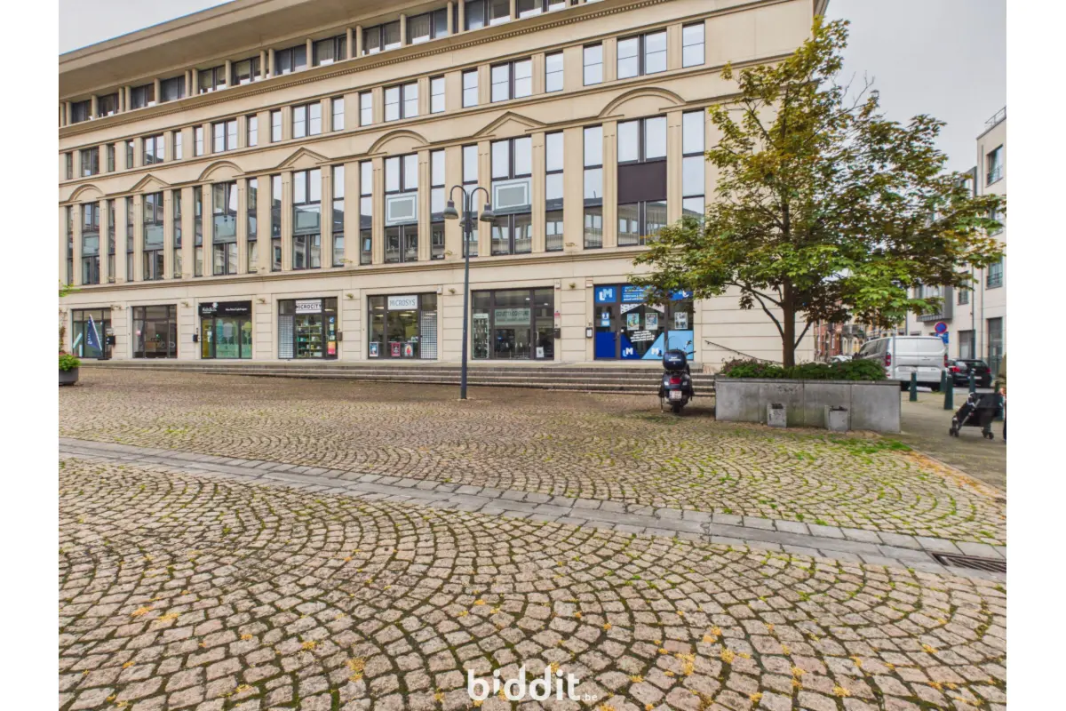 Handelszaak te  koop in Oudergem 1160 115000.00€  slaapkamers m² - Zoekertje 770888