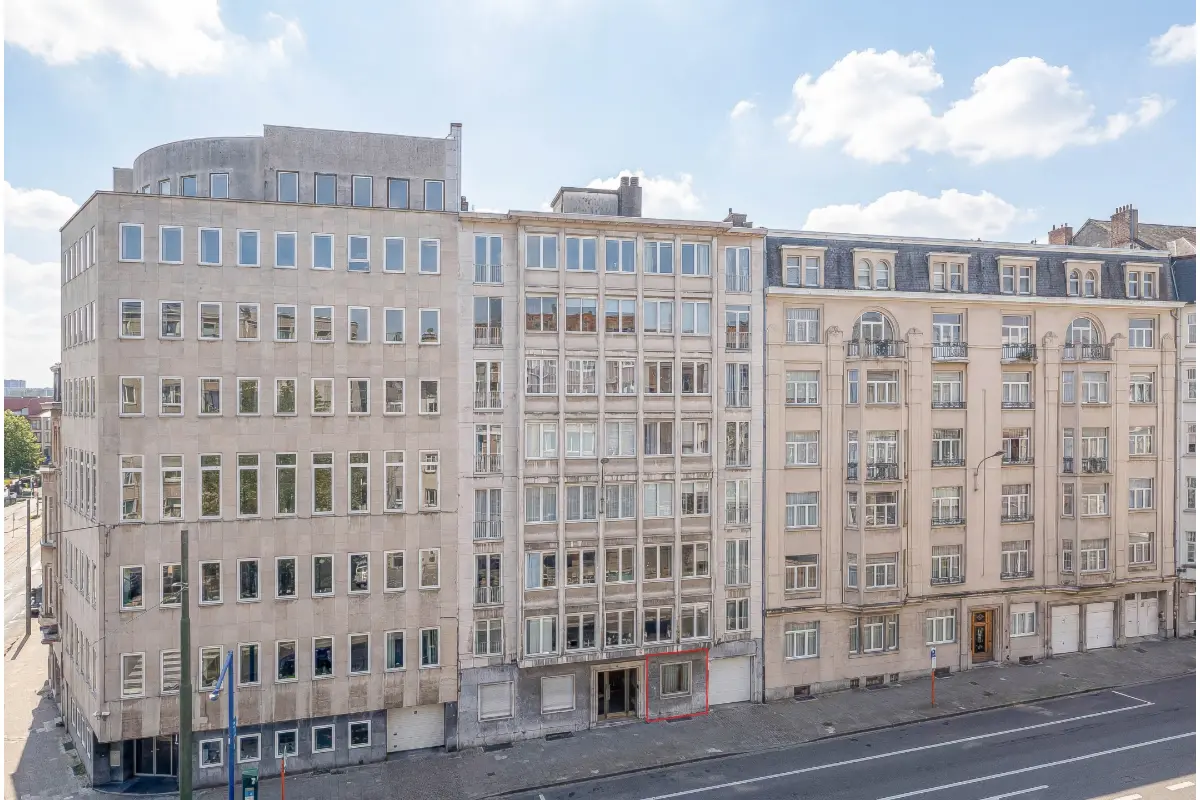 Handelszaak te  koop in Sint-Pieters-Woluwe 1150 190000.00€  slaapkamers 35.00m² - Zoekertje 770515