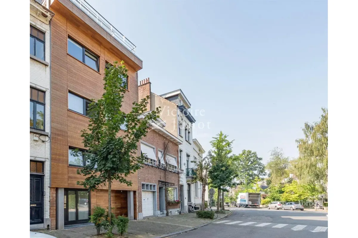 Appartement te  in Ukkel 1180 1550.00€ 1 slaapkamers 94.00m² - Zoekertje 771328