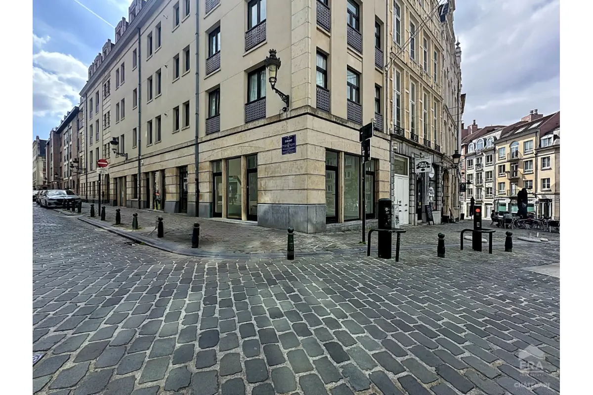 Commerce à louer à Bruxelles 1000 900.00€ 0 chambres 100.00m² - annonce 770999