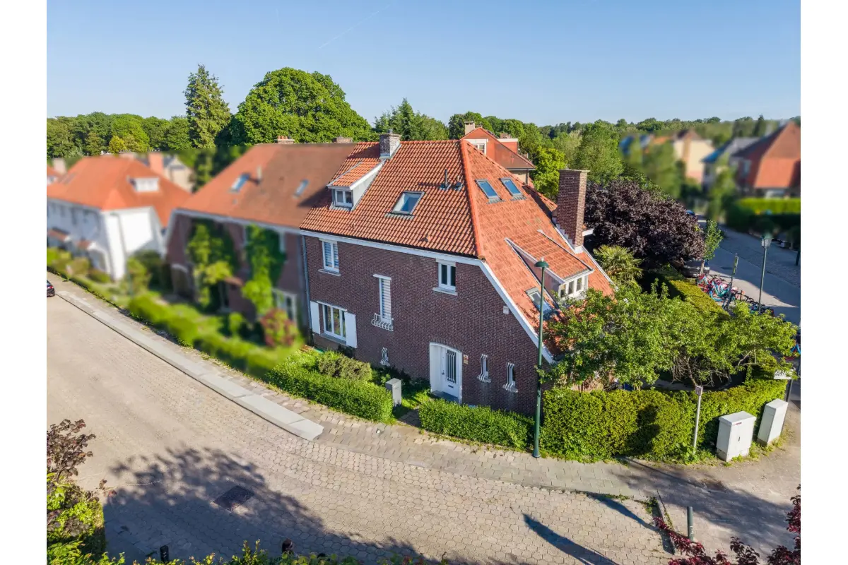 Huis te  koop in Oudergem 1160 1095000.00€ 5 slaapkamers 250.00m² - Zoekertje 770906