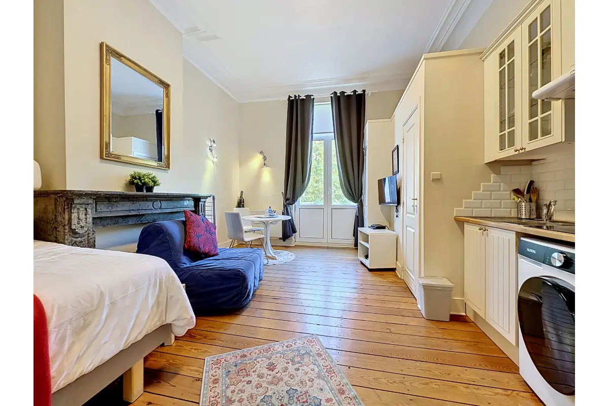 Studio te  huur in Brussel 1000 1220.00€ 0 slaapkamers m² - Zoekertje 771479