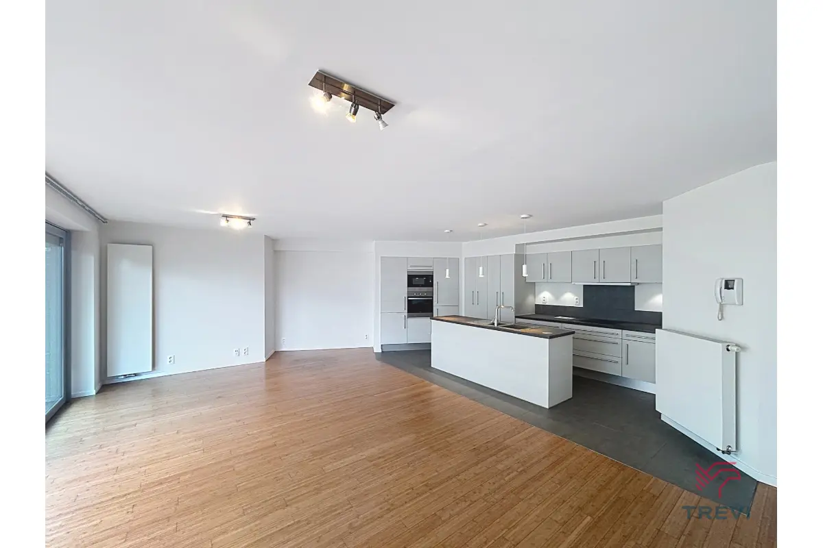 Appartement te  huur in Sint-Gillis 1060 1350.00€ 2 slaapkamers 105.00m² - Zoekertje 772264