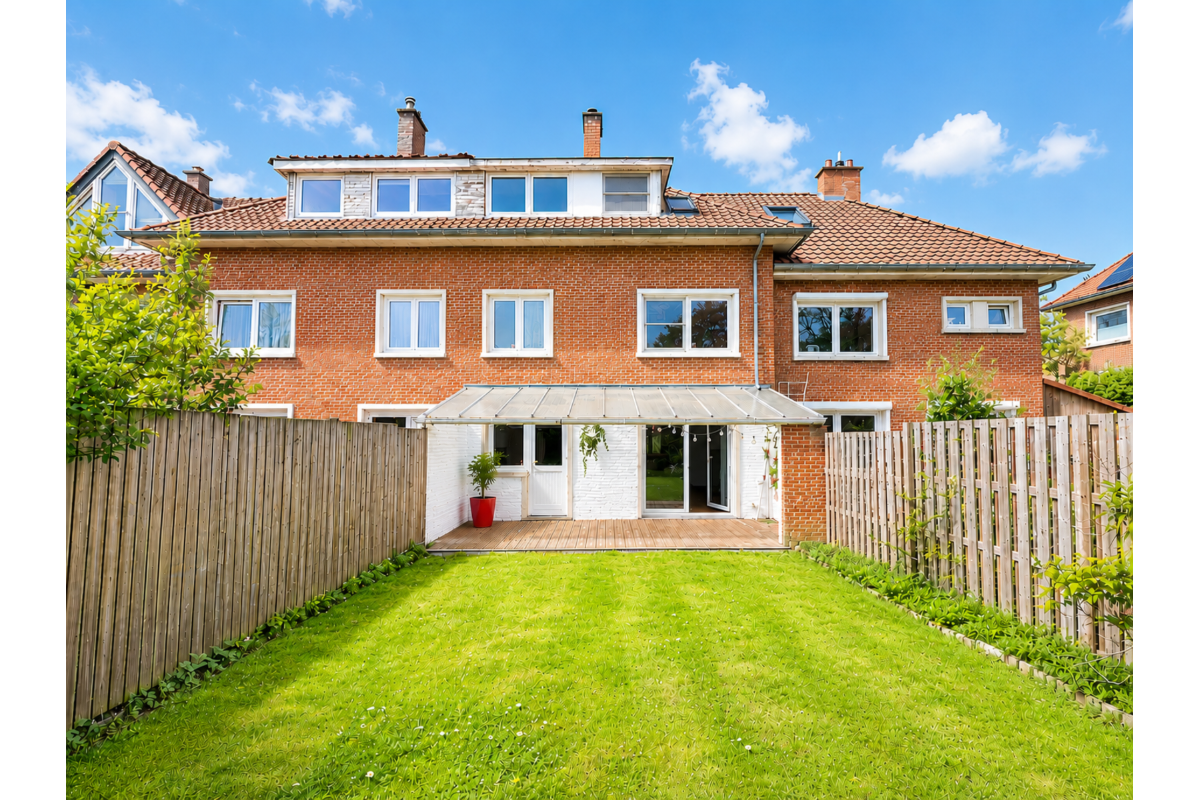Huis te  in Sint-Pieters-Woluwe 1150 635000.00€ 4 slaapkamers 140.00m² - Zoekertje 772238
