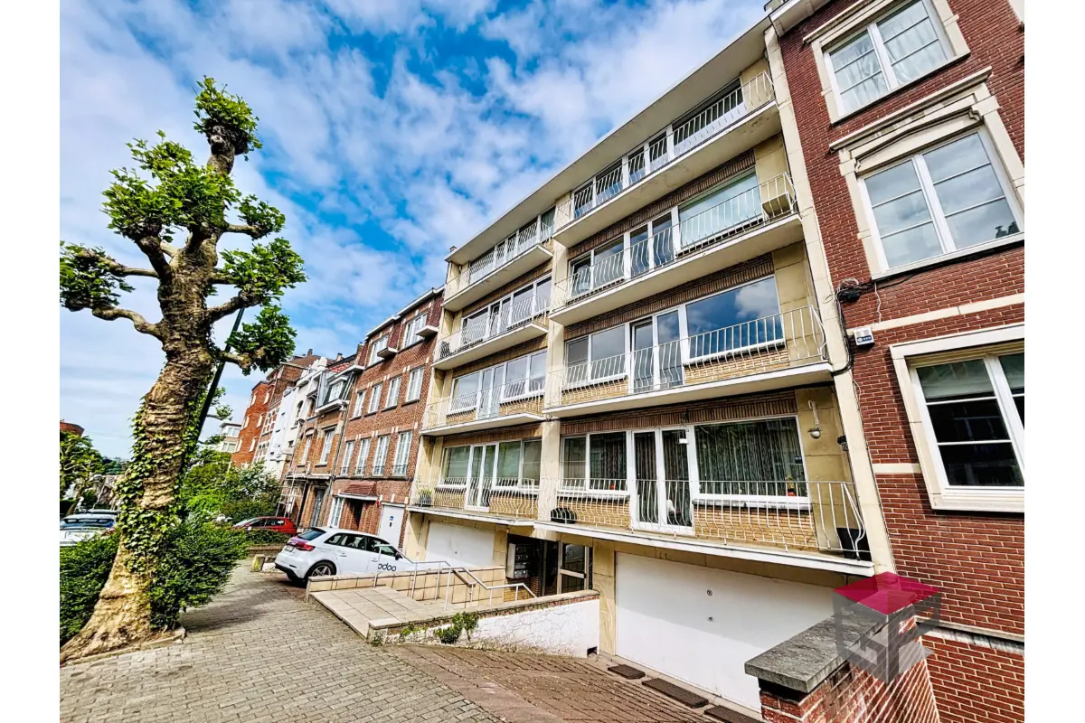 Appartement te  huur in Ukkel 1180 1425.00€ 2 slaapkamers 85.00m² - Zoekertje 771617