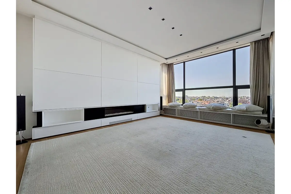 Appartement à  à Ixelles 1050 7500.00€ 3 chambres 304.00m² - annonce 772161