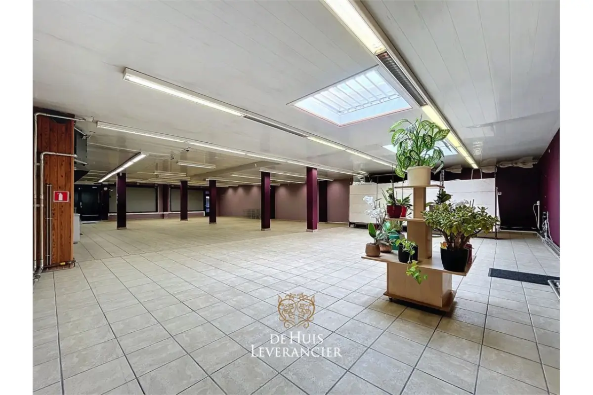 Commerce à louer à Kontich 2550 2850.00€  chambres m² - annonce 772513