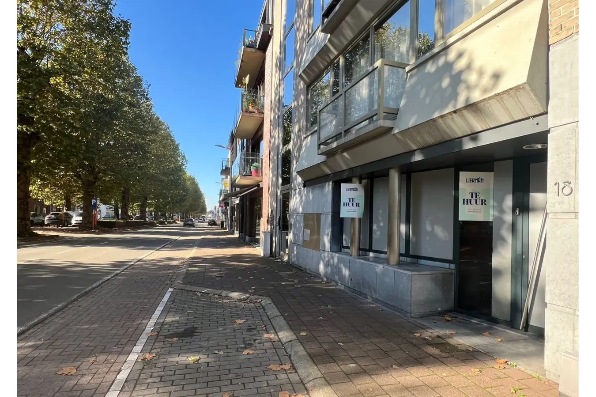 Commerce à louer à Herzele 9550 1500.00€  chambres m² - annonce 771452