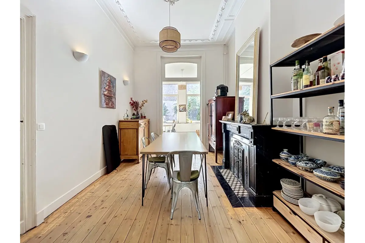 Huis te  in Schaarbeek 1030 2900.00€ 4 slaapkamers 260.00m² - Zoekertje 772883