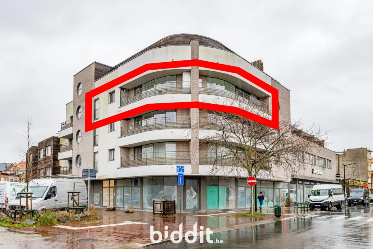 Appartement te  koop in Vorst 1190 250000.00€ 3 slaapkamers m² - Zoekertje 772729