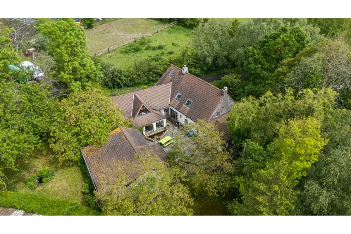 Ferme à vendre à Oostkamp 8020 474800.00€ 4 chambres 183.00m² - annonce 773199