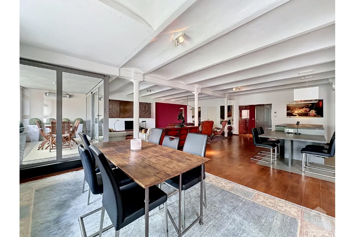 Appartement te  huur in Elsene 1050 1400.00€ 1 slaapkamers 150.00m² - Zoekertje 773236
