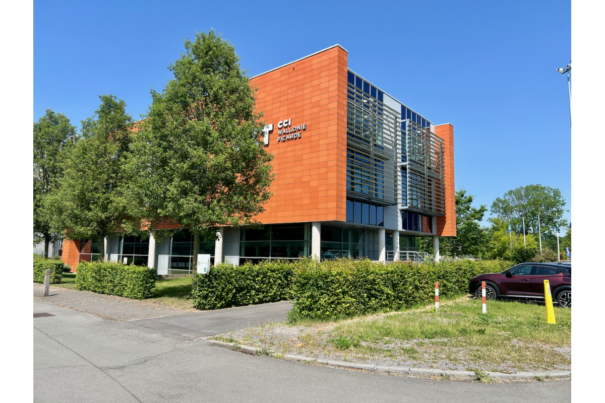 Commerce à louer à Tournai 7500 0.00€ 0 chambres m² - annonce 773165