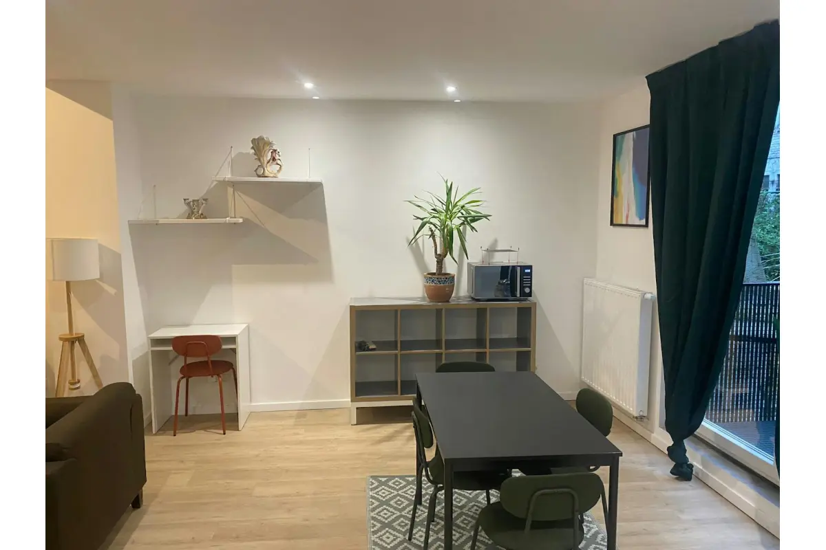 Appartement à louer à Anderlecht 1070 1600.00€  chambres m² - annonce 773545