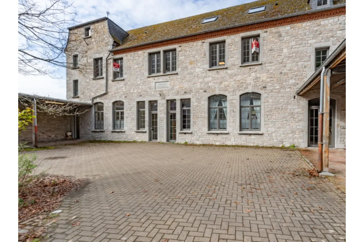 Autre à vendre à Dinant 5500 750000.00€ 4 chambres 760.00m² - annonce 773599