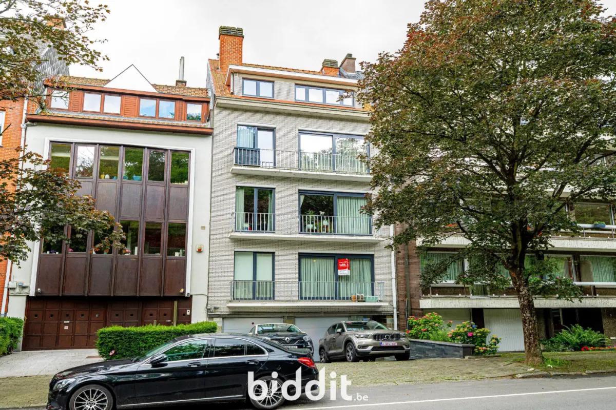 Immeuble de rapport - Immeuble à appartement à vendre à Jette 1090 850000.00€ 7 chambres m² - annonce 773956