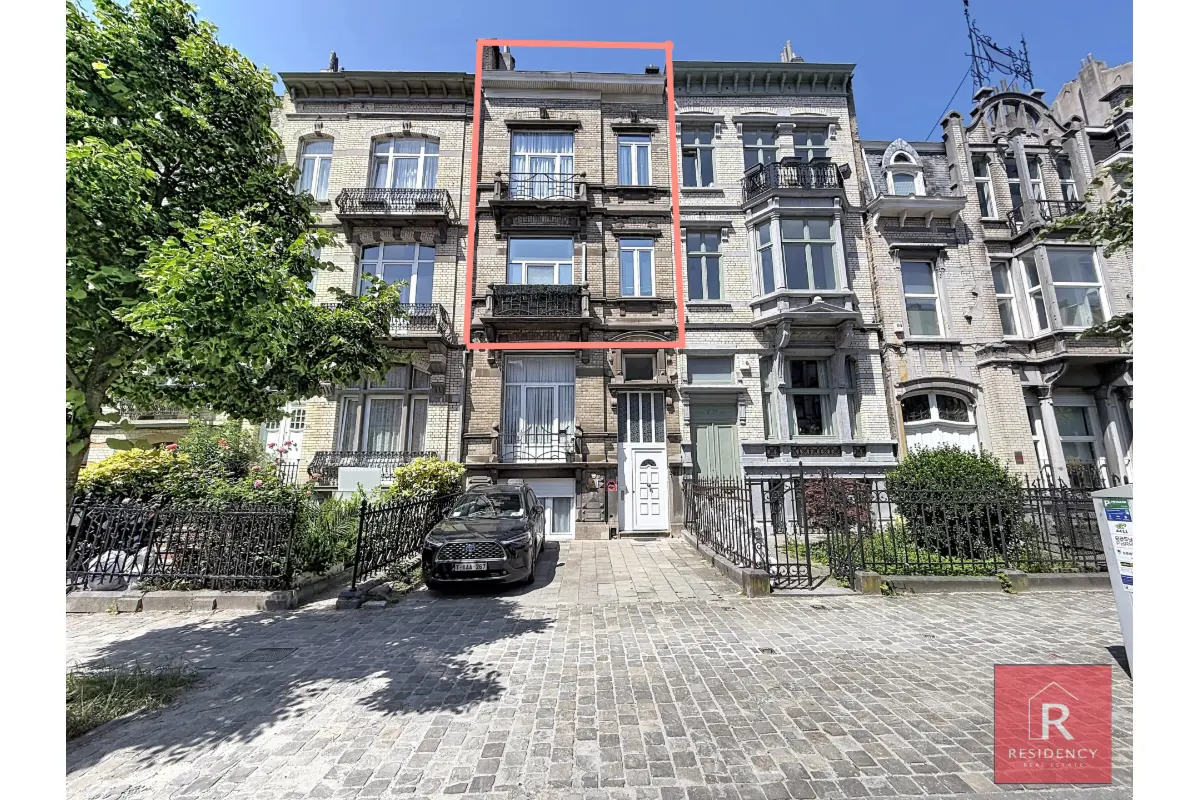 Triplex à vendre à Schaerbeek 1030 420000.00€ 6 chambres 163.00m² - annonce 773889