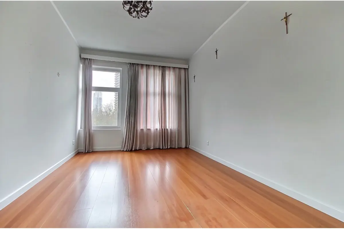 Appartement à vendre à Bruxelles 1000 215000.00€ 2 chambres 80.00m² - annonce 773921
