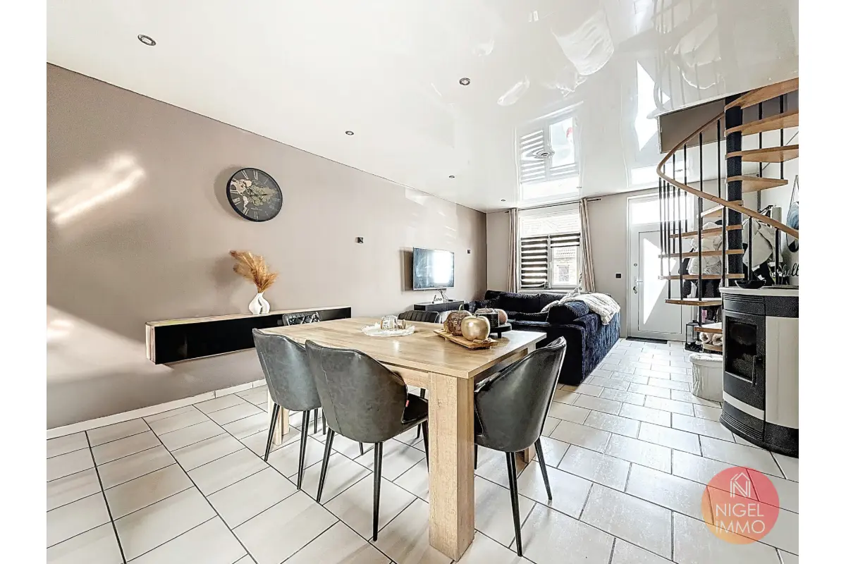 Huis te  koop in Seraing 4100 184000.00€ 2 slaapkamers 110.00m² - Zoekertje 774285