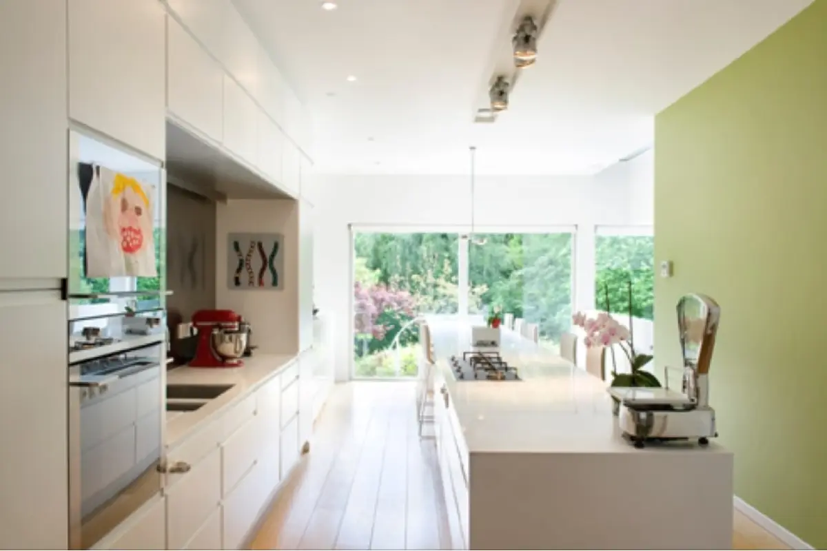Huis te  huur in Ukkel 1180 3300.00€ 4 slaapkamers 260.00m² - Zoekertje 774315