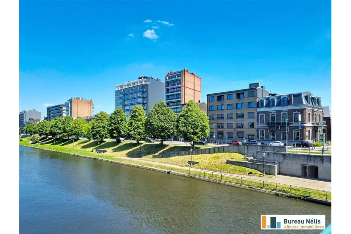 Penthouse à louer à Bressoux 4020 1990.00€ 5 chambres 297.00m² - annonce 775174