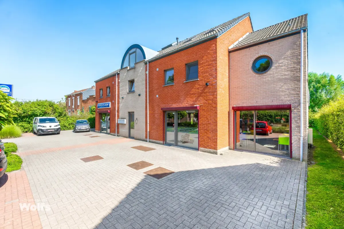 Commerce à vendre à Bassenge 4690 250000.00€  chambres 225.00m² - annonce 775077