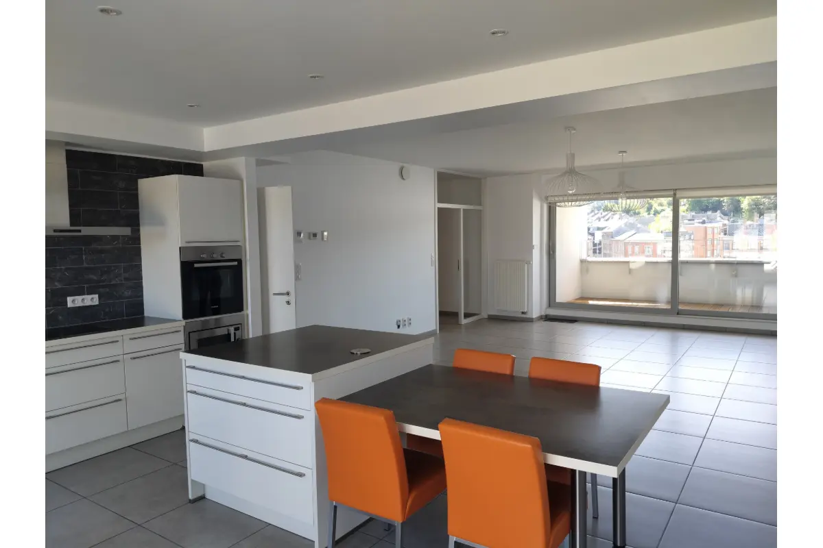 Penthouse à louer à Verviers 4800 990.00€ 2 chambres 109.00m² - annonce 774705