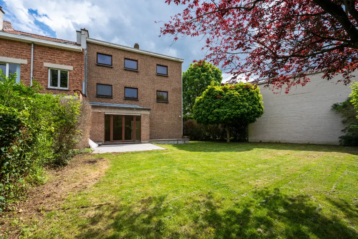 Huis te  koop in Sint-Pieters-Woluwe 1150 879000.00€ 6 slaapkamers 225.00m² - Zoekertje 775046